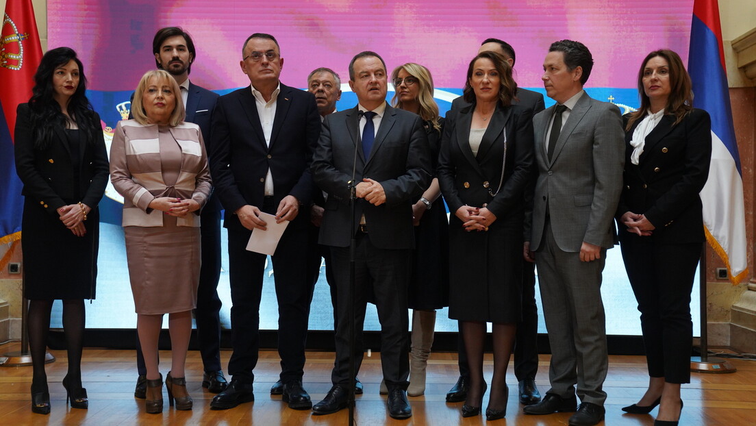 SPS: Želimo na izbore sa Srpskom naprednom strankom