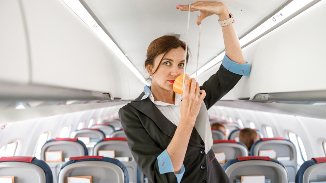 Tri znaka da nešto nije u redu tokom leta avionom: Obratite pažnju na posadu, vibracije i visinu leta