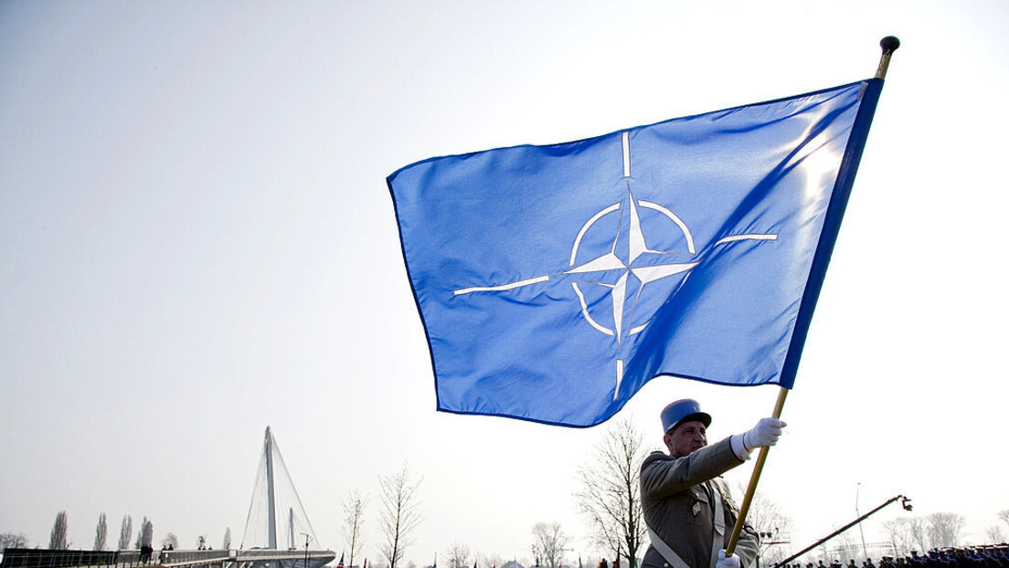 Сви је одбили: Француска много раније предложила слање НАТО трупа у Украјину