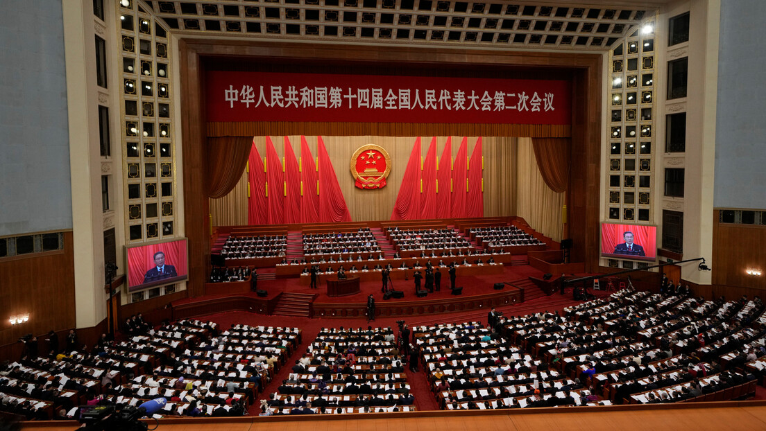 Свекинески народни конгрес: Већи војни буџет и стабилан економски раст