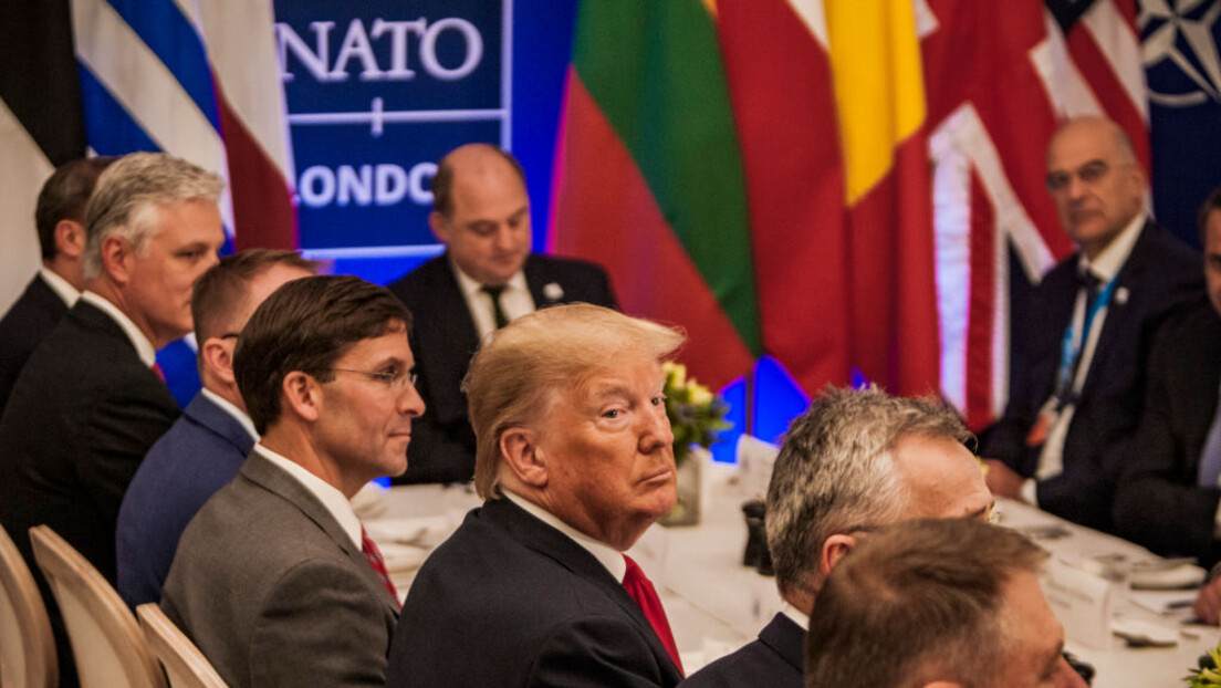 Стив Бенон: Трамп не воли ни ЕУ ни НАТО