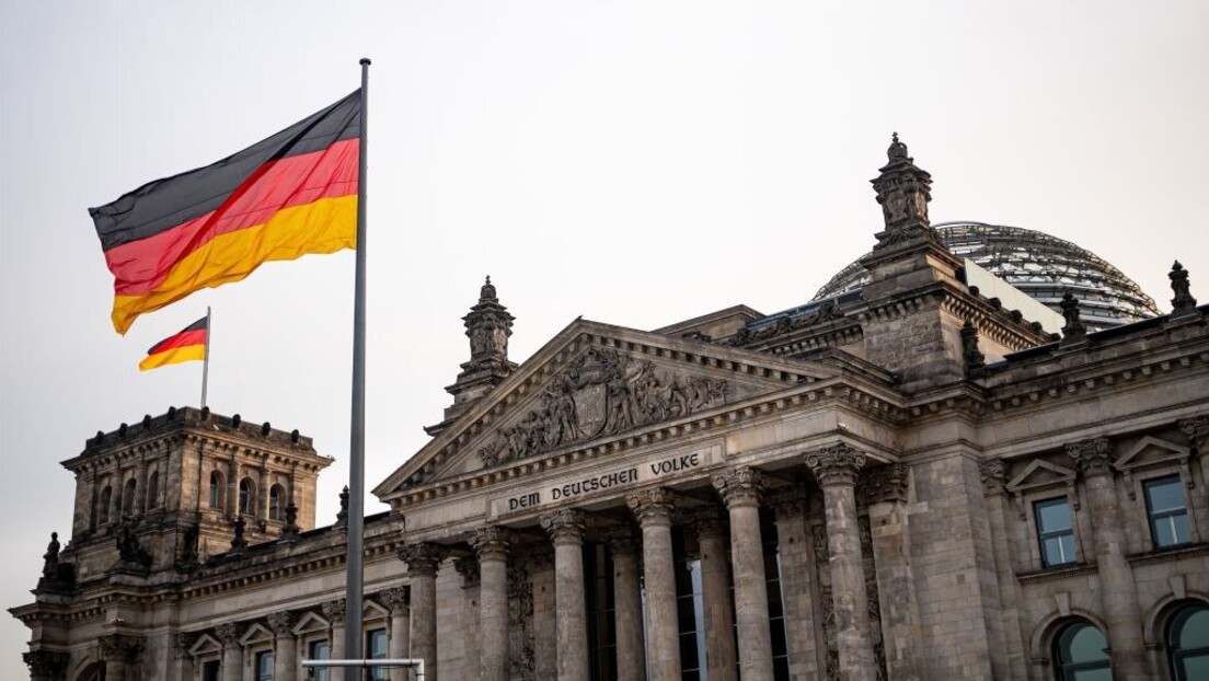 Nemačka ambasada: Zabrinuti smo zbog ukidanja dinara, predstavnici Prištine da dođu na sastanak sa EU