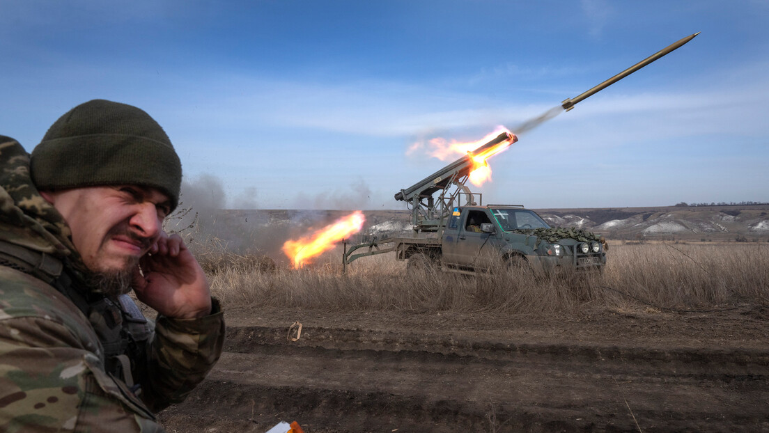 Запад објавио "неочекивани" проблем за украјинску војску: Руси напредују