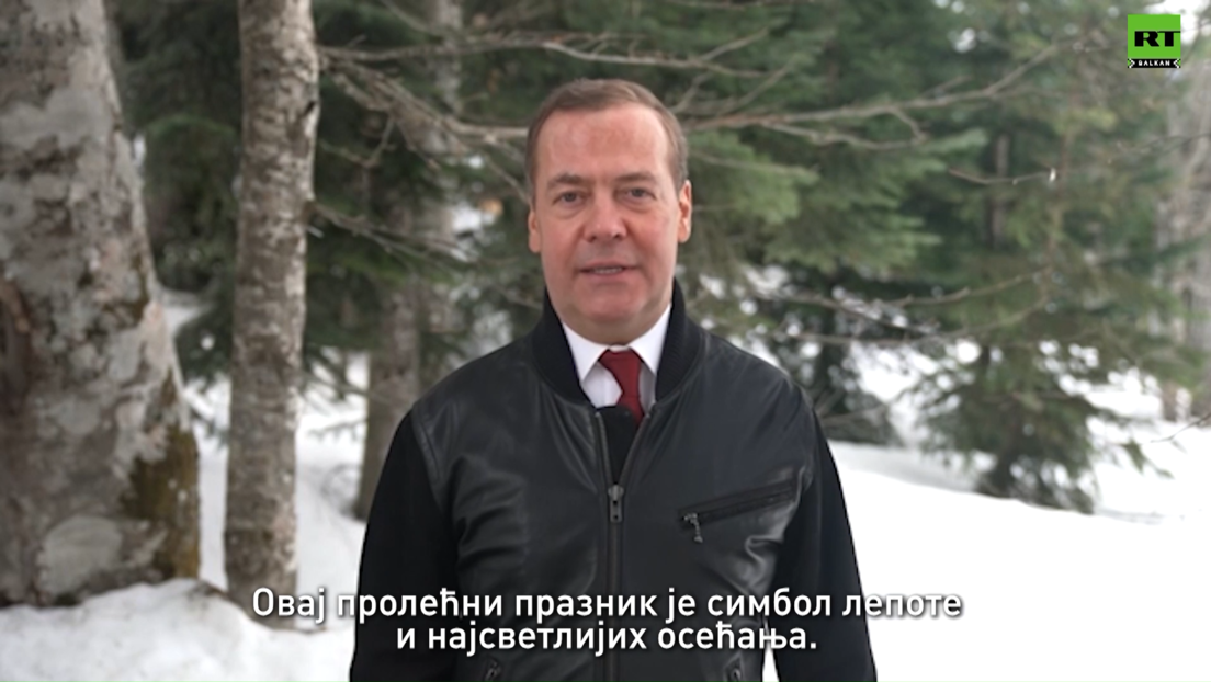 Medvedev čestitao 8. mart: Žene imaju posebnu misiju – poklanjaju život