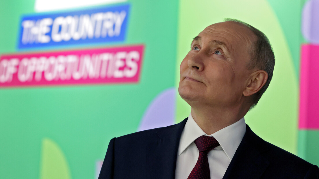 Преко 80 одсто Руса Путинов рад оцењује као прилично добар