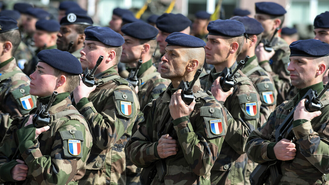 "Монд": Француска од прошлог лета размишља о слању трупа у Украјину