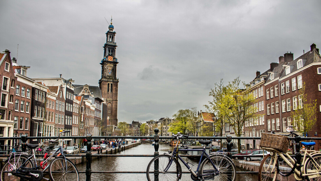 Амстердам покушава да одврати проблематичне туристе од посете онлајн квизом