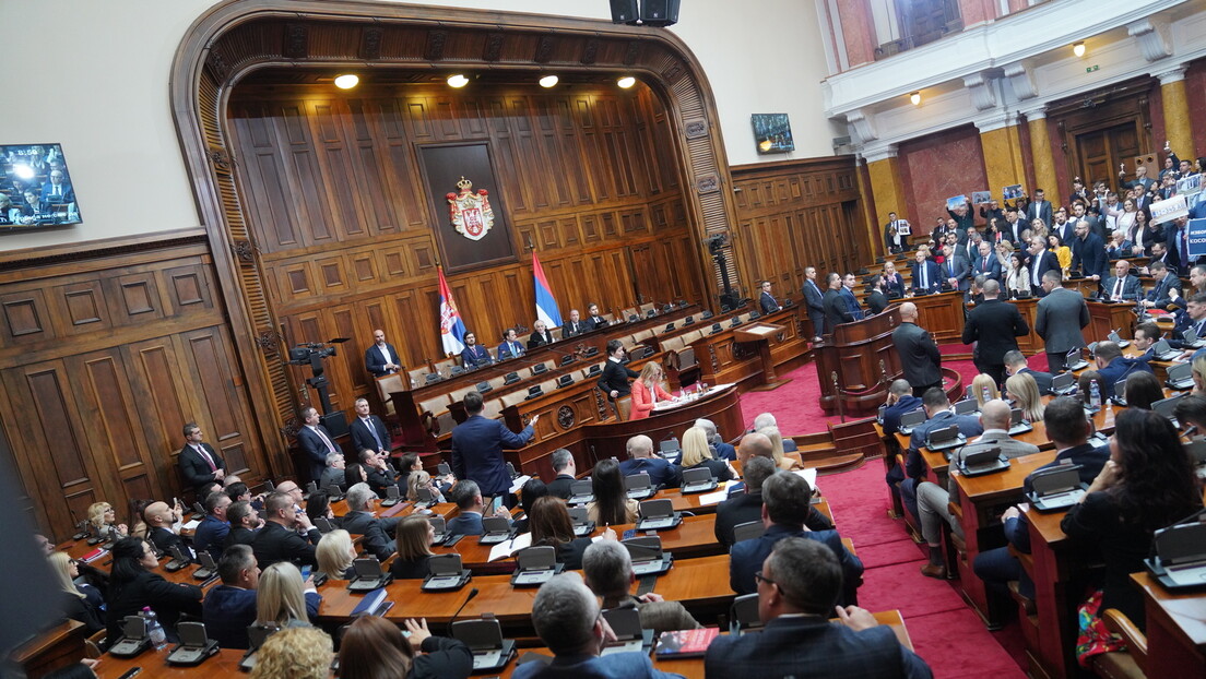 Завршена седница Скупштине Србије, сутра наставак: Расправа о КиМ, изборима, Генералштабу