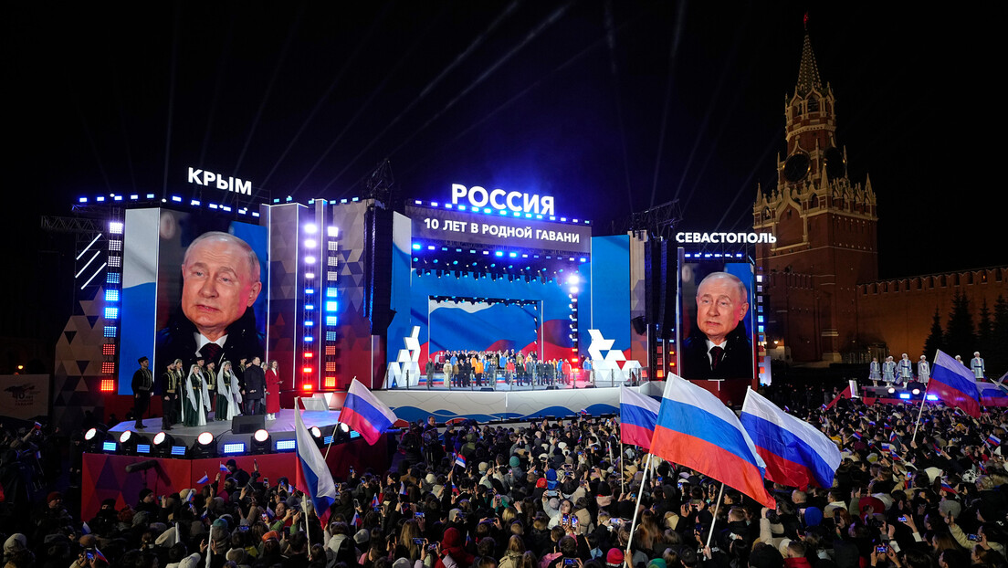 Koncert u čast 10 godina ujedinjenja sa Krimom; Putin: Nije samo teritorija, već matična luka