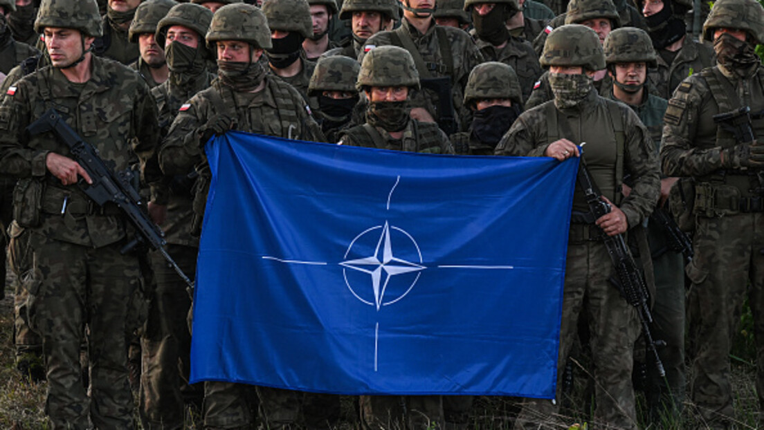 "Pais": NATO trupe uveliko u Ukrajini