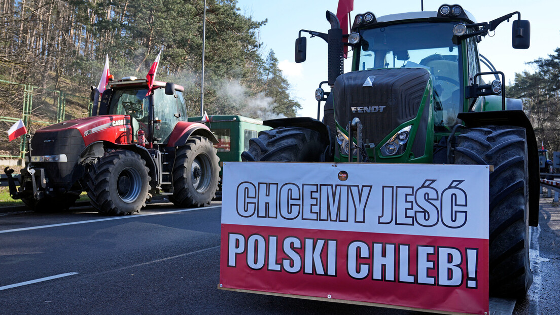 Jača bunt poljoprivrednika: Traktorima blokiraju puteve u Poljskoj i Češkoj