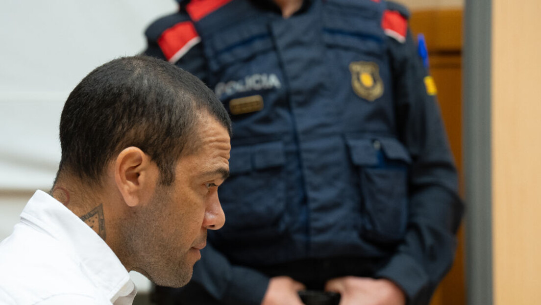 Dani Alves na slobodi, kaucija milion evra