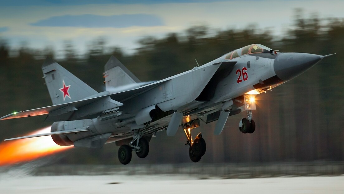 F-16 nema šanse: Smrtonosna kombinacija - MiG-31 i R-37M