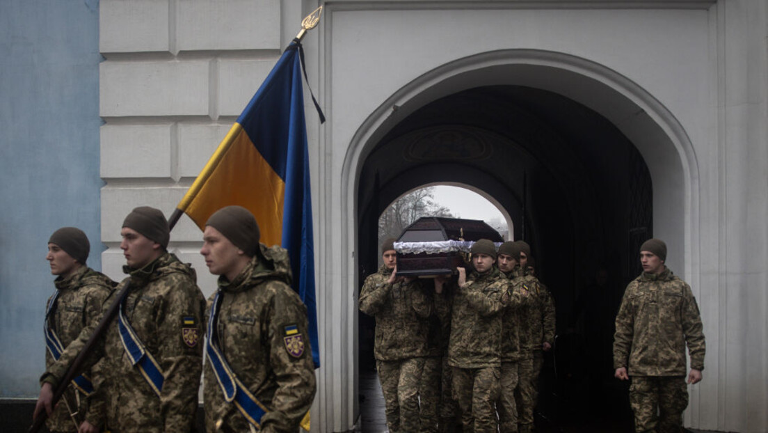 Iščileo patriotizam i želja za nezavisnošću: Ukrajincima dosta sukoba, Kijev lovi regrute po ulicama