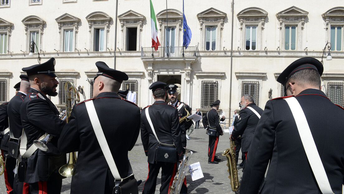 После напада у Москви, Италија се придружила Француској и подигла ниво безбедности