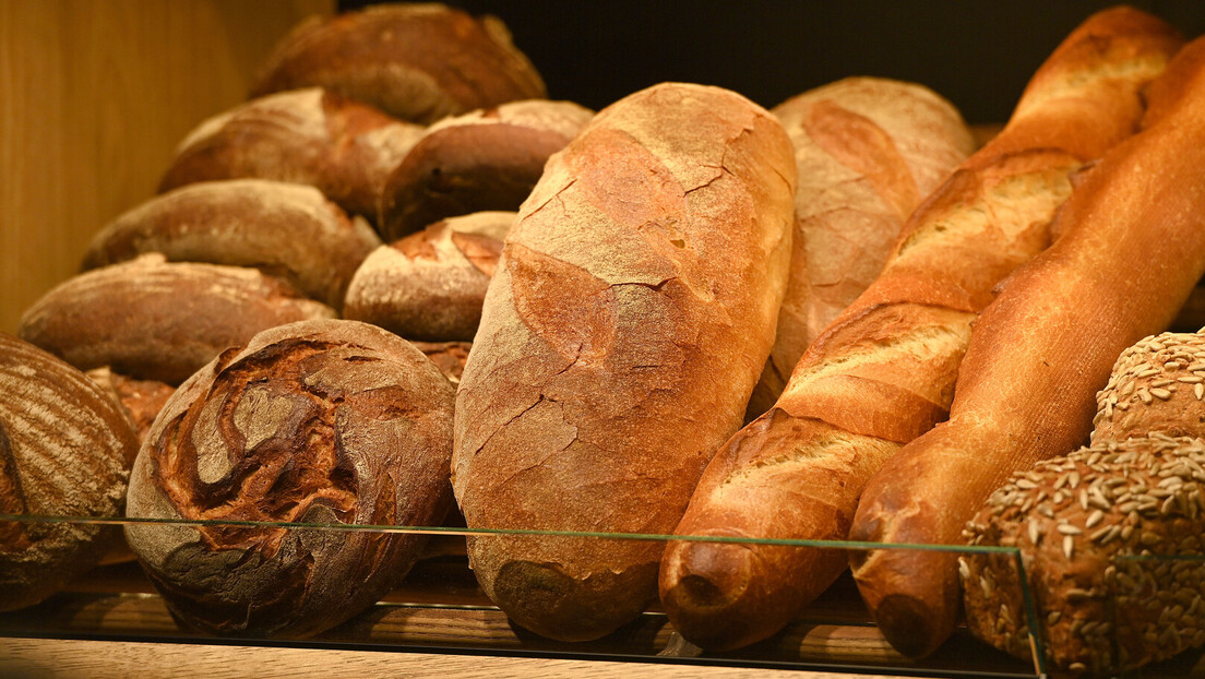 Uvozimo testo i smrznuti hleb, a manje ga jedemo: Kako promena navika utiče na proizvodnju pšenice