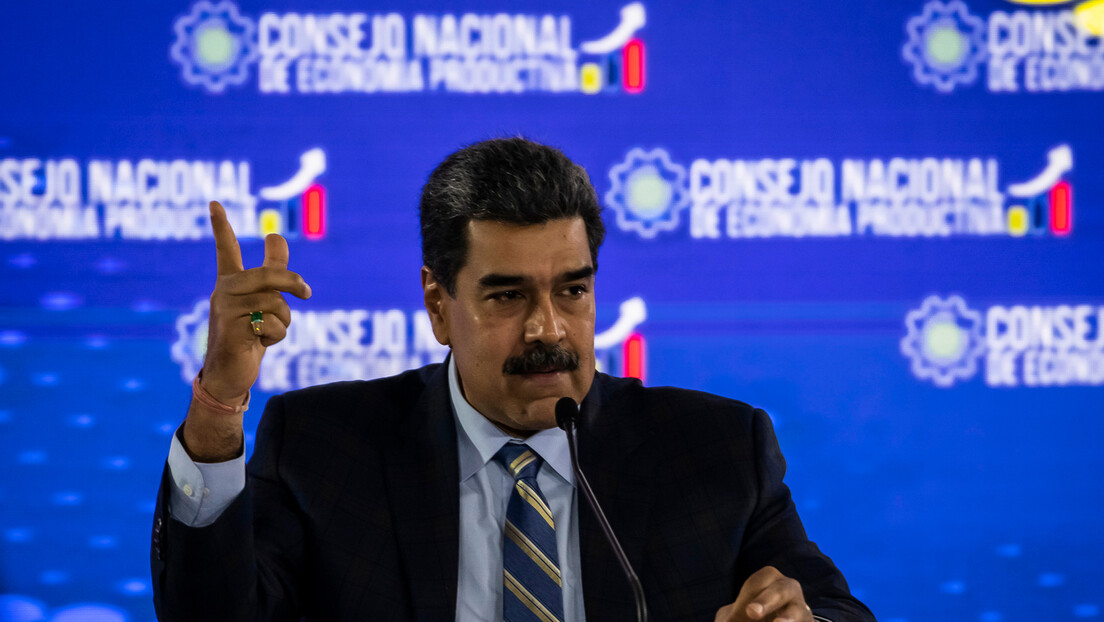 Maduro: Borelj je rasista