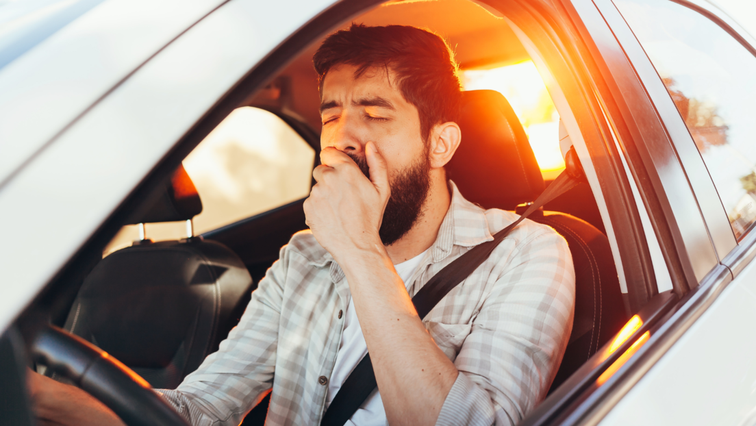 Вожња у ненаспаваном стању је једнако опасна као под дејством алкохола, показала су истраживања