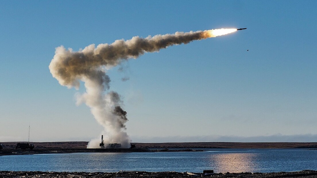 Zašto se NATO i Kijev plaše ruske hipersonične krstareće rakete "cirkon"?