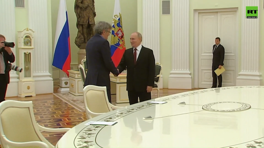 Путин се састао са Кустурицом у Кремљу: Дешавања у Србији и Украјини су слична (ВИДЕО)