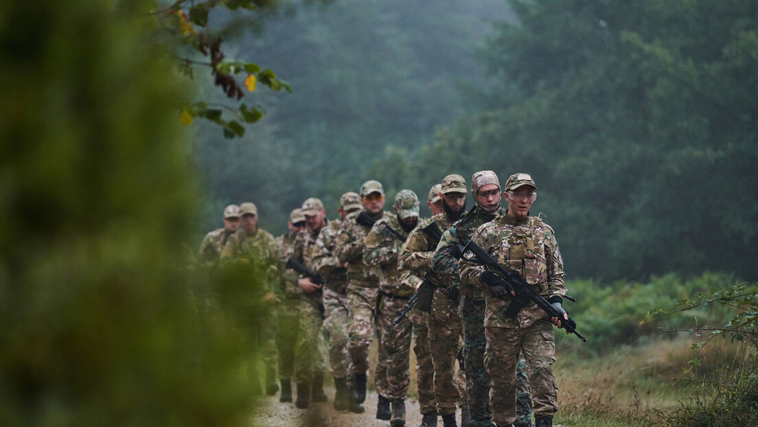 Zaharova: Francuske trupe za Ukrajinu u aprilu u stanju borbene gotovosti