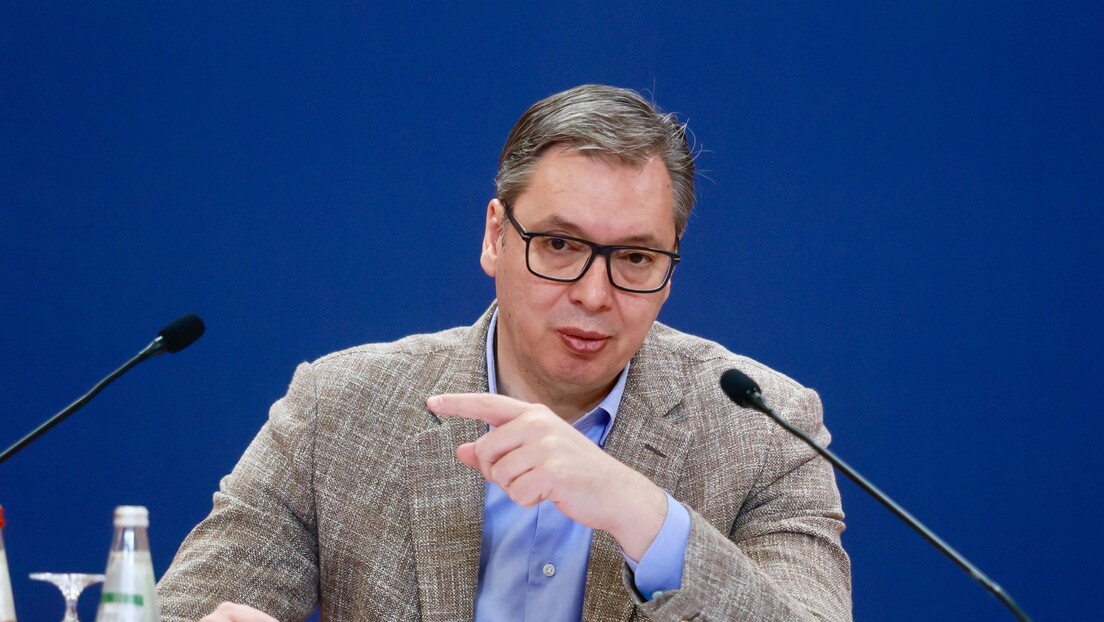 Vučić sa gospodinom Šmitom, nije ga nazvao visokim predstavnikom: Nedvosmislena podrška Dejtonu