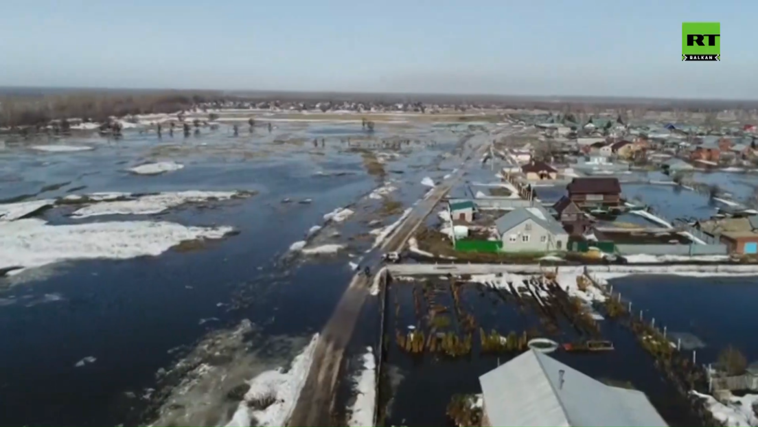 Велике поплаве у Самарској и Новосибирској области Русије: Екипе за ванредне ситуације су на терену