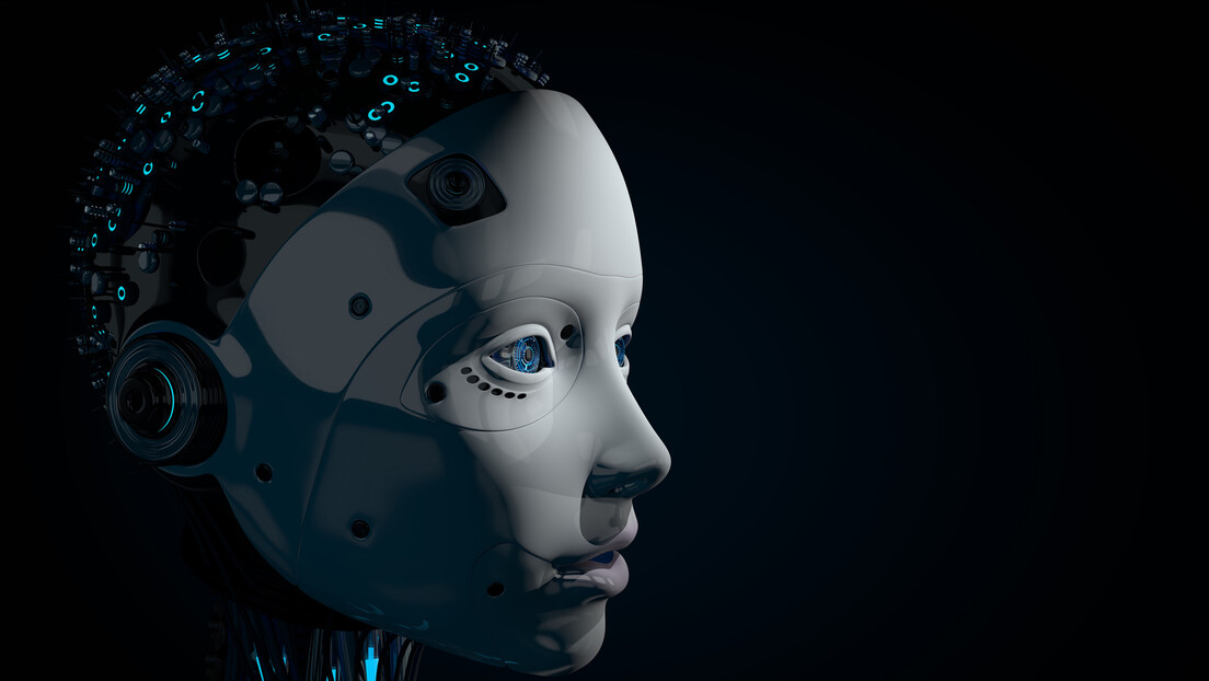 Илон Маск: Вештачка интелигенција ће престићи људску следеће године