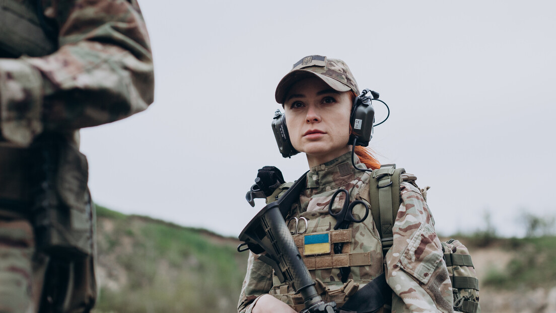 Ukrajina iz očaja razmatra i nove mere: I žene poslati na front?