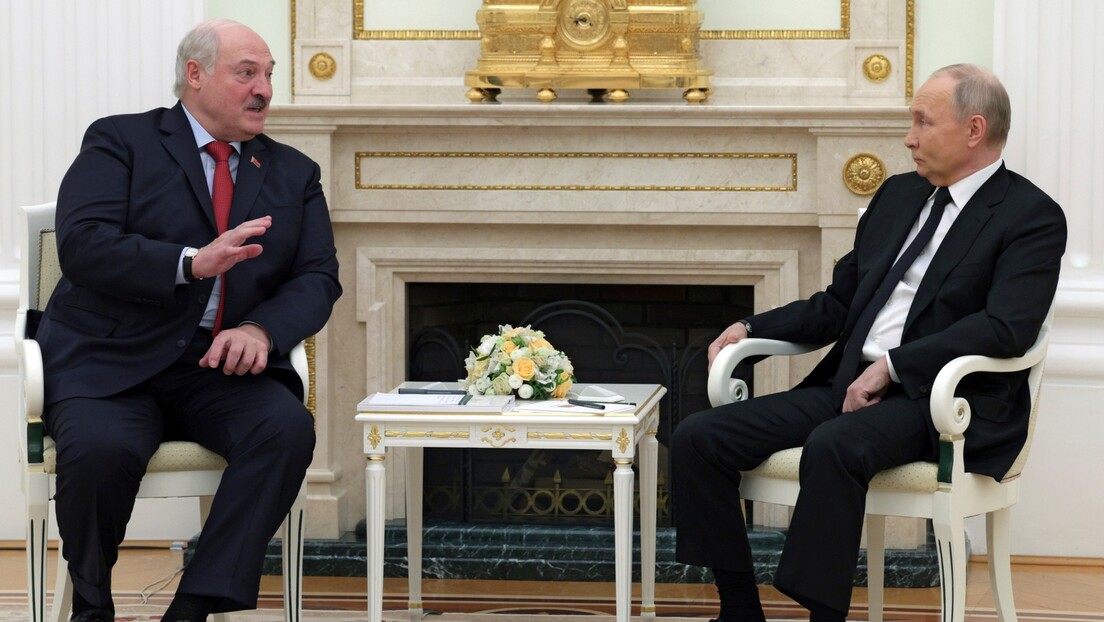 Putin sa Lukašenkom: Ukoliko zatreba, obratićemo se Belorusiji radi mira u Ukrajini