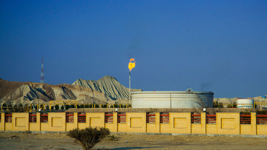 Домино ефекат на тржишту нафте: Како напад Ирана на Израел може да утиче и на цене на пумпама