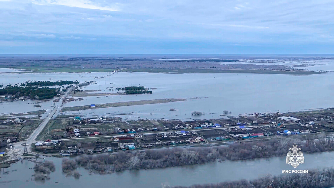 Русија: Више од 3.000 домова поплављено у Курганској области (ВИДЕО)