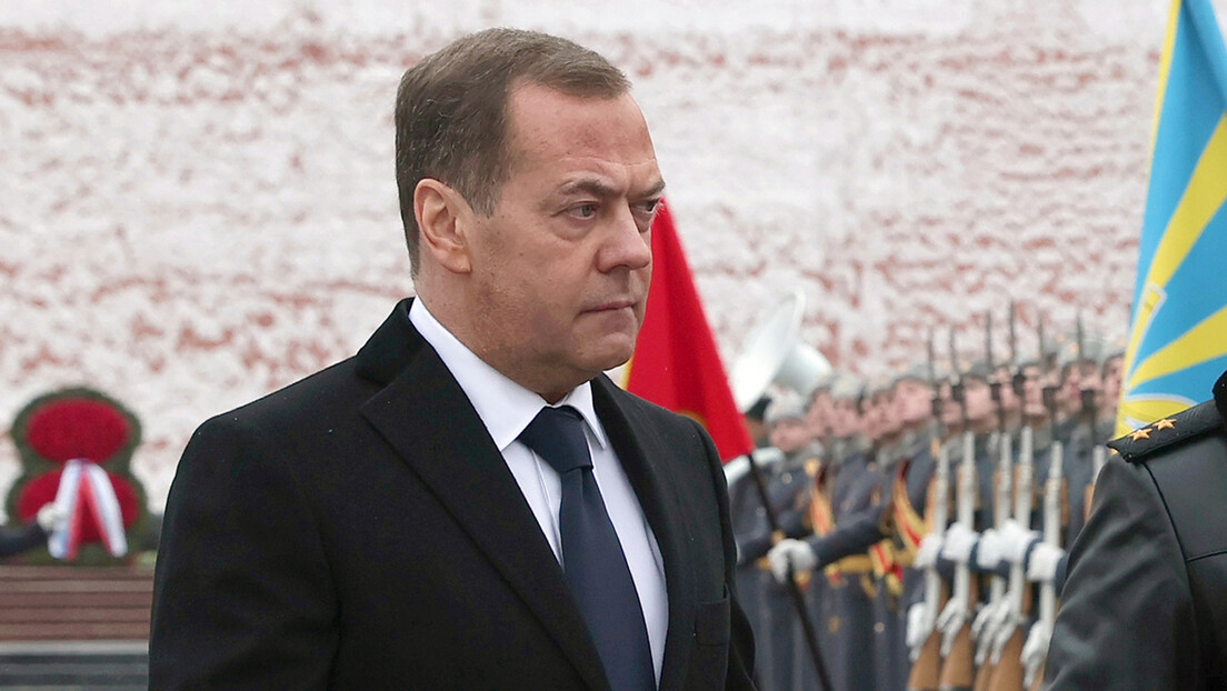 Medvedev predložio pooštravanje zakona o stranim agentima u Rusiji: Ugledajmo se na SAD