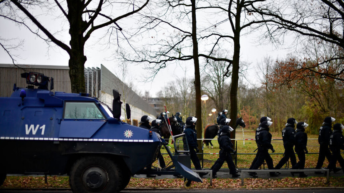 Немачка полиција претресла просторије АфД-а у Хановеру