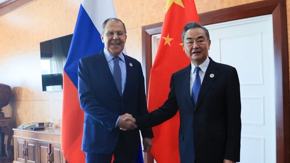 Hrvatski geopolitičar: Kina i Rusija stvaraju vojni savez, SAD nastavljaju da igraju rizičnu igru