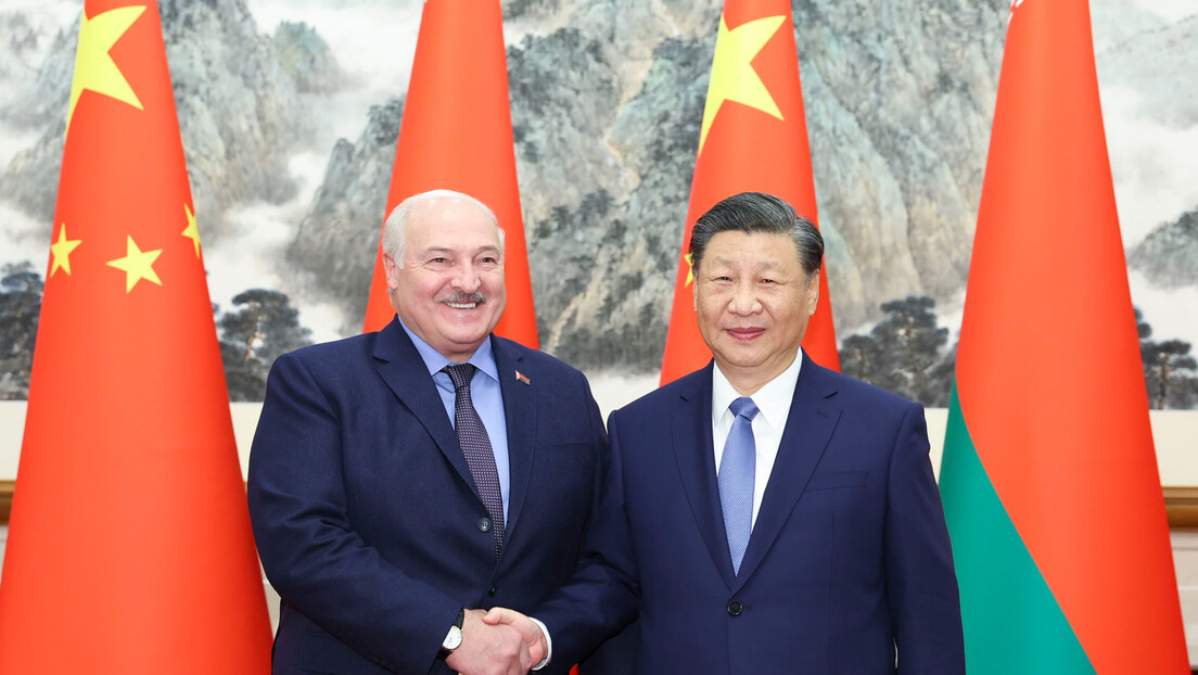 Лукашенко угостио делагацију КП Кине: Боравили у вишедневној посети Белорусији