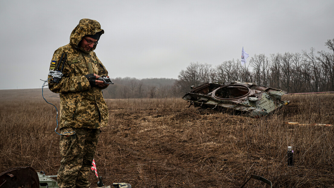 Балони и змајеви: Због обарања торња, украјинска војска налази нове начине да успостави комуникацију