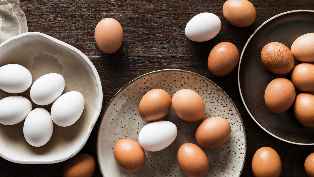 Razlike između smeđih i belih jaja - koja su zdravija, koja najtvrđa a koja najbolja za farbanje