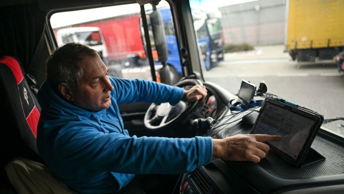 Нема ко да вози домаће аутобусе и камионе: Возаче не мами ни плата од 3.500 евра