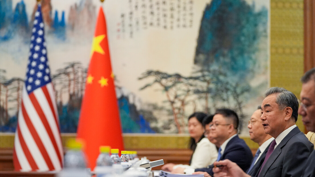 Кина упозорава САД: Не прелазите црвене линије Пекинга