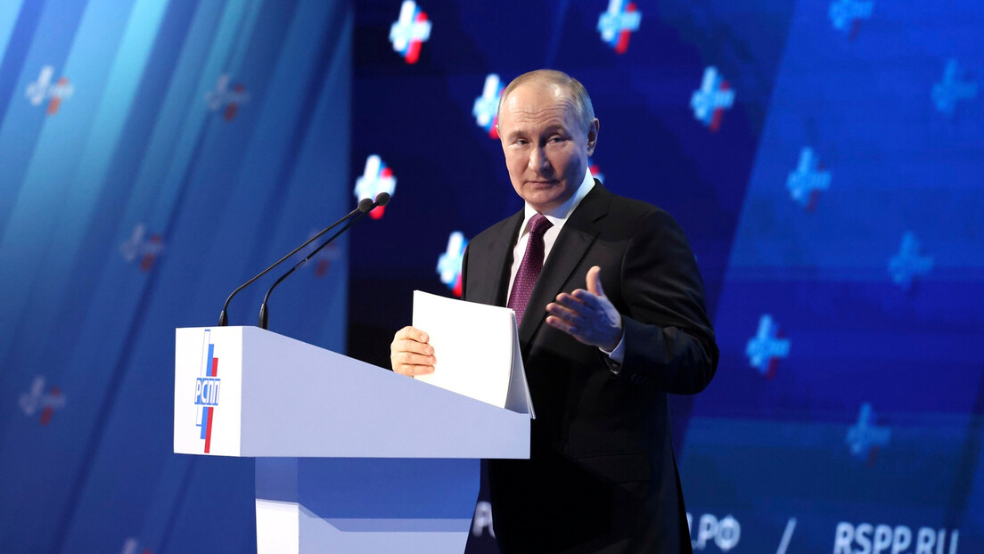 Putin: Blagostanje ruske porodice i jačanje suvereniteta je zadatak broj jedan