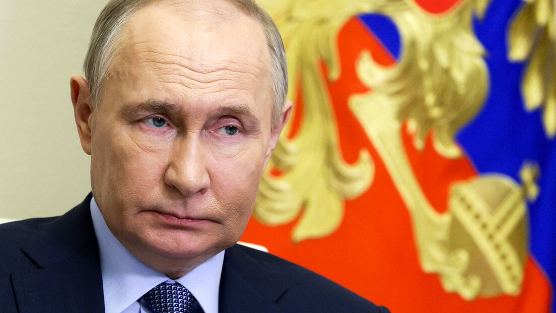 "Блумбергов" колумниста: Путин се не плаши америчке помоћи Кијеву