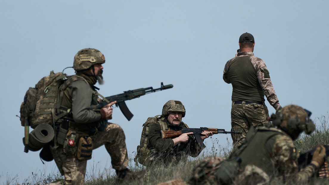 Британски стручњак: Америчка помоћ неће помоћи Украјини, потребна су још три таласа мобилизације