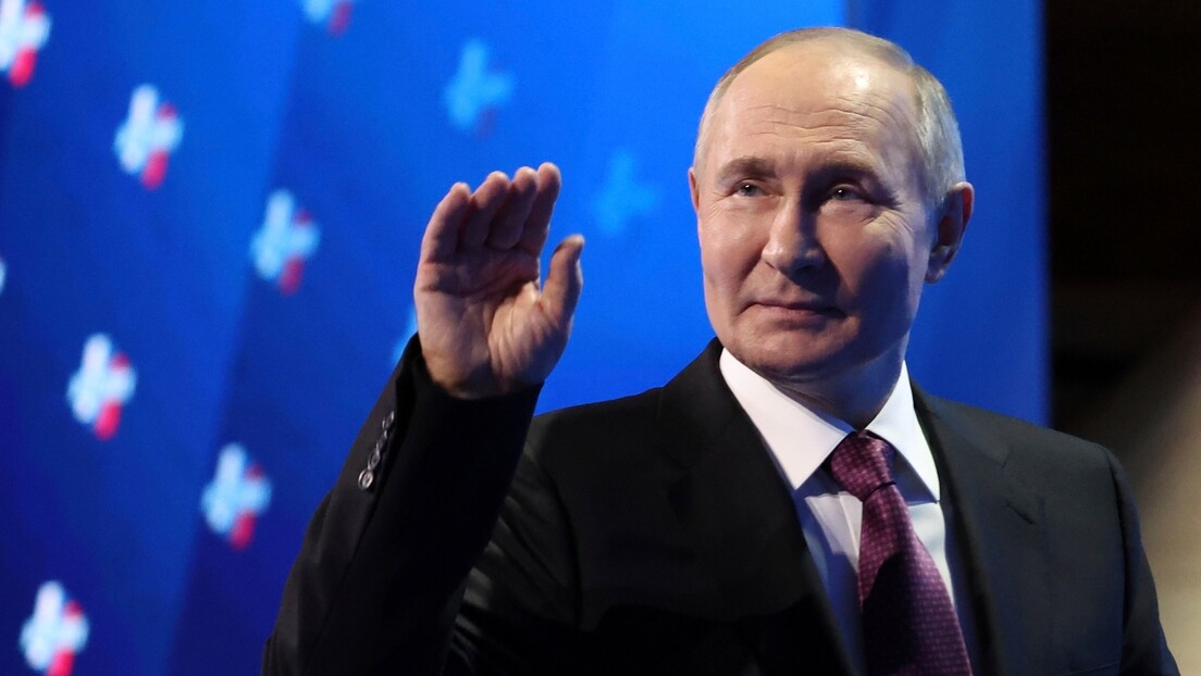 Путин: Важно задржати одговоран и уравнотежен приступ буџетској политици