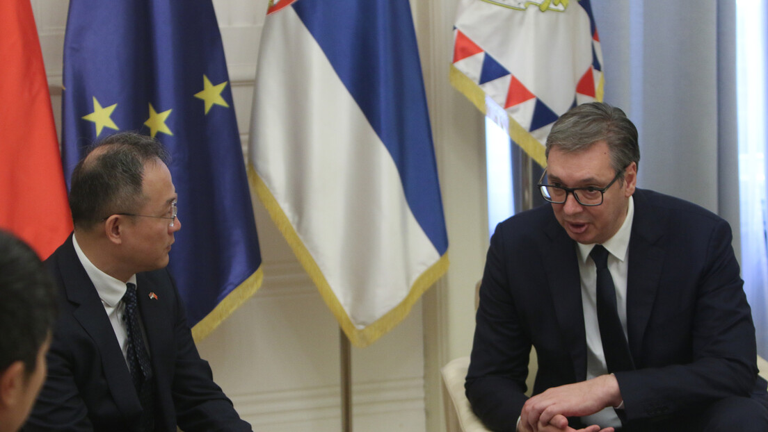 Uoči posete Si Đinpinga: Vučić sutra sa kineskim ambasadorom