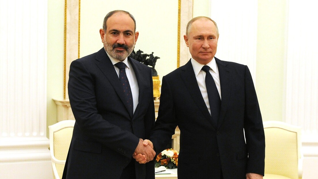 Putin i Pašinjan dogovorili: Ruska vojska napušta Jermeniju