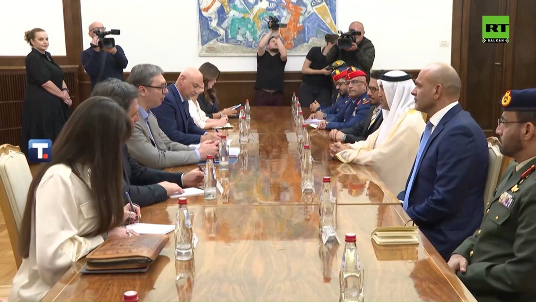 Vučić sa ministrom odbrane UAE: Razgovor o KiM, ali i jačanju vojne saradnje