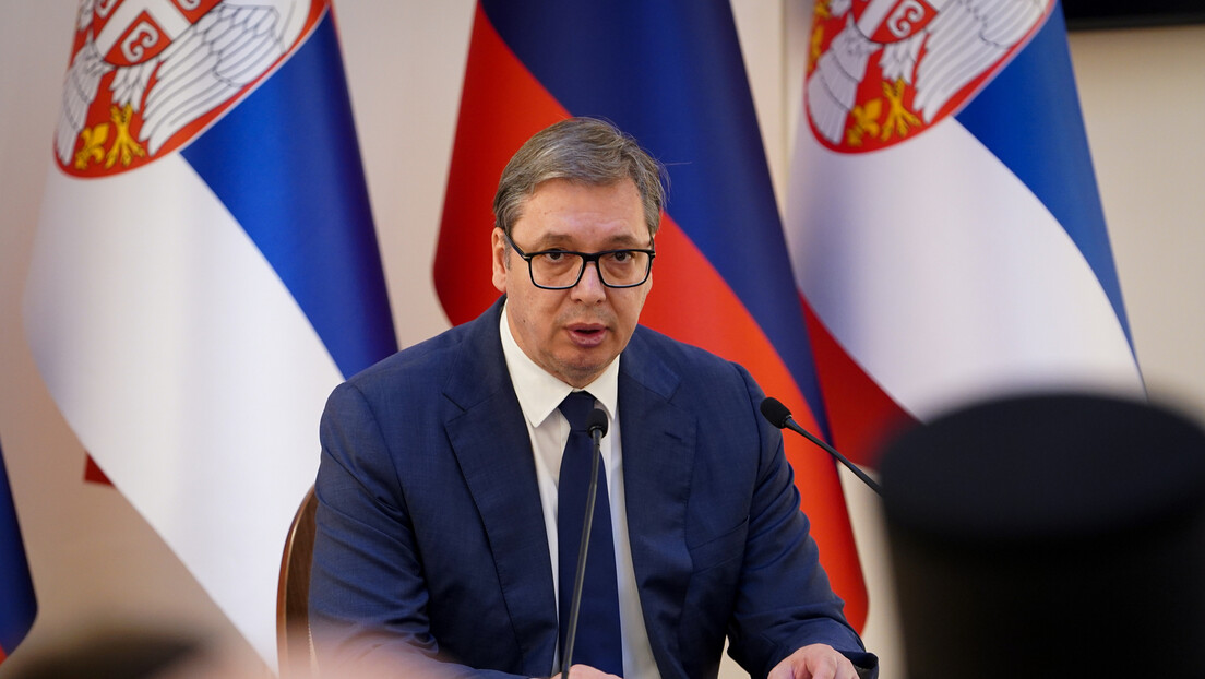 Vučić na skupu u Ruskom domu: Narod koji se ne bori nema budućnost
