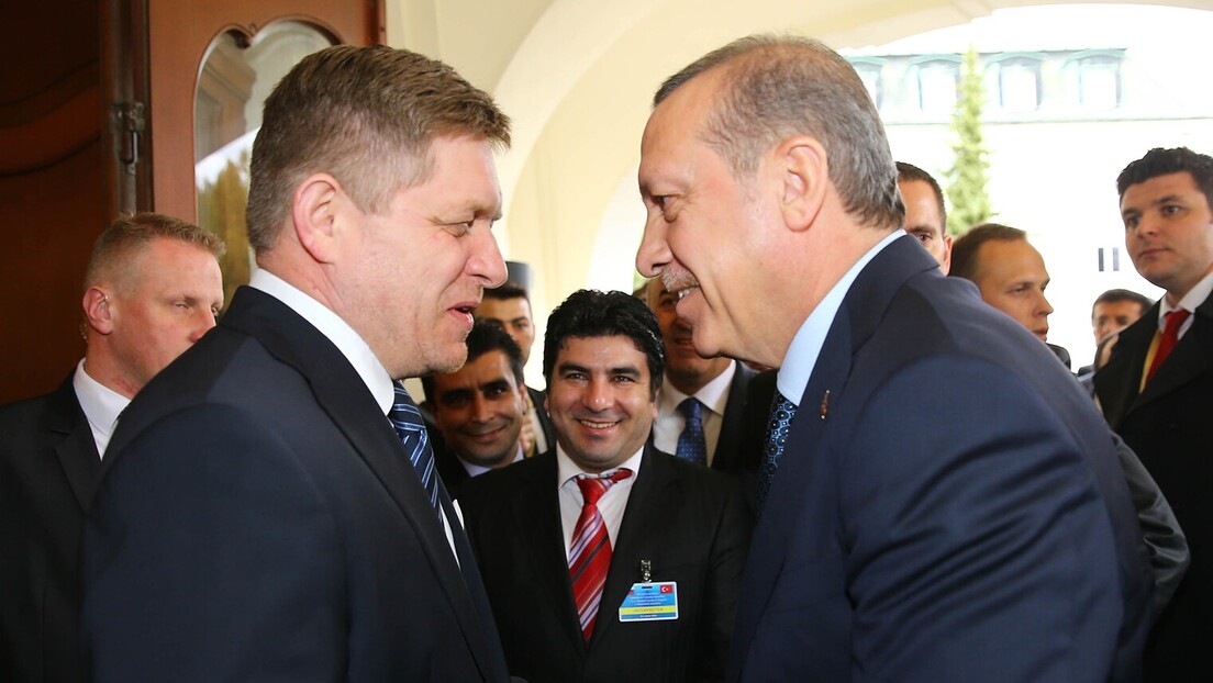 Ima (li) neka tajna veza: Zašto su se istog dana na meti našli Fico i Erdogan?