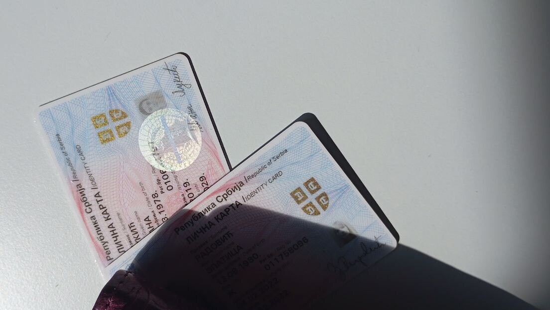 Гужва пред сезону одмора: Термин за издавање пасоша чека се и по месец дана (ВИДЕО)